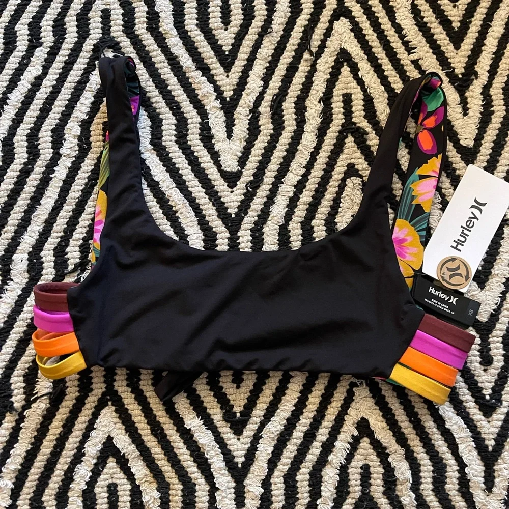 NWT Hurley reversible Tropical Floral Bikini Top